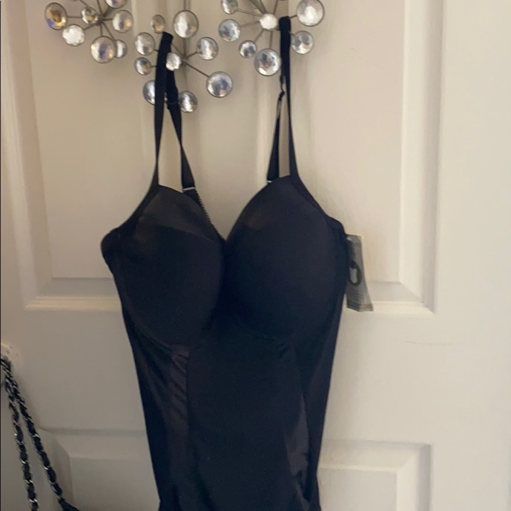 Ultra smooth body briefer